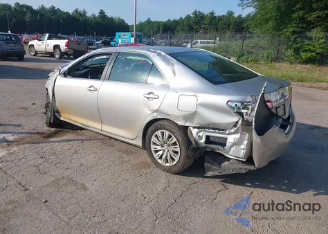 2012 Toyota Camry Se/Le/Xle z USA, uszkodzony, nr VIN 4T4BF1FKXCR219374